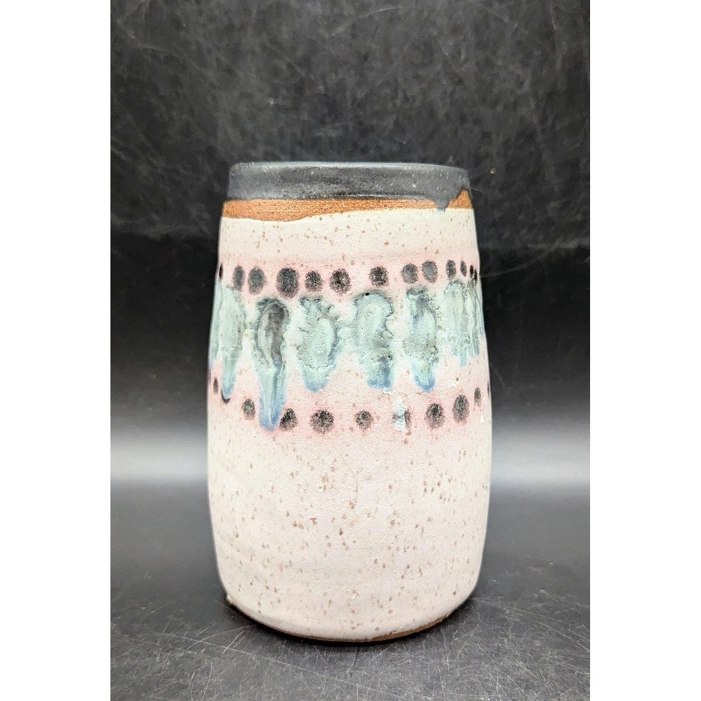 Vintage Studio Art Pottery Stoneware Vase Speckled Glaze Signed Tracy 6"